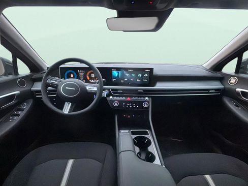 New 2026 Hyundai Sonata Blue FWD image 9