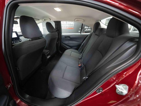 Used 2025 Toyota Corolla LE FWD image 23