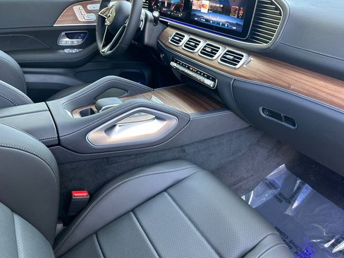 Used 2026 Mercedes-Benz GLE 450 4MATIC Coupe image 29