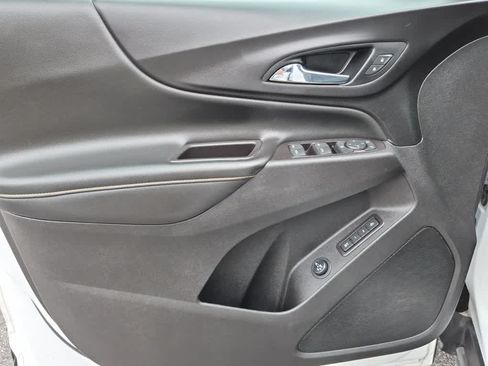 Used 2021 Chevrolet Equinox Premier w/ Redline Edition AWD/4WD image 9