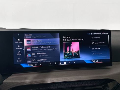 Used 2025 BMW 230i Coupe w/ Premium Package image 14