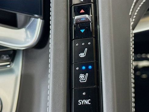 Used 2023 Chevrolet Corvette Z06 w/ Engine Appearance Package image 21