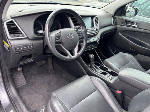 Used 2017 Hyundai Tucson Limited w/ Limited Ultimate Package 03 FWD image 7