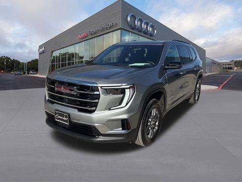 Used 2025 GMC Acadia Elevation image 1
