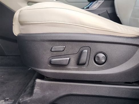 Certified 2022 Kia Telluride SX w/ SX Prestige Package image 23