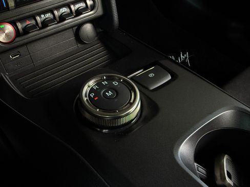 Used 2022 Ford Mustang Shelby GT500 w/ Carbon Fiber Track Pack image 33