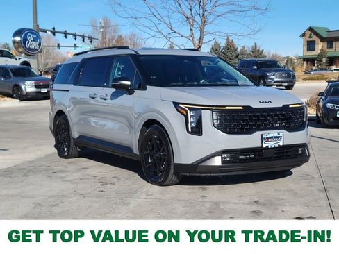 Used 2025 Kia Carnival SX image 1