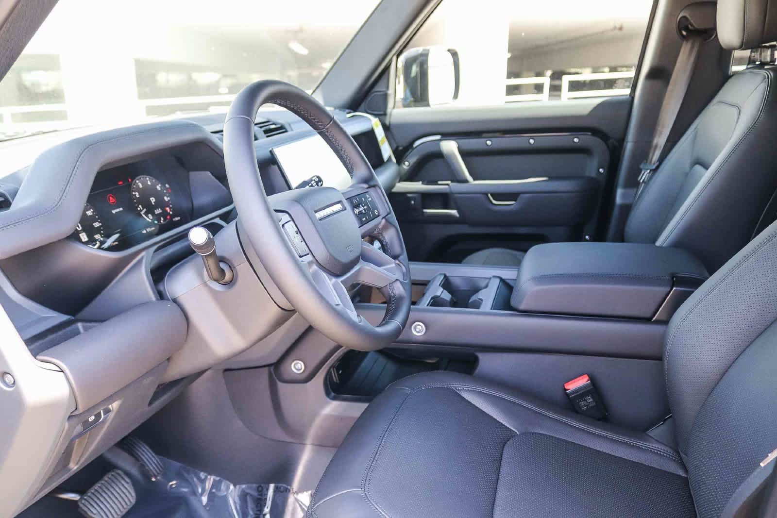 New 2026 Land Rover Defender 110 S AWD/4WD image 17