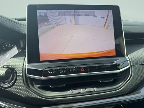 New 2026 Jeep Compass Latitude image 24