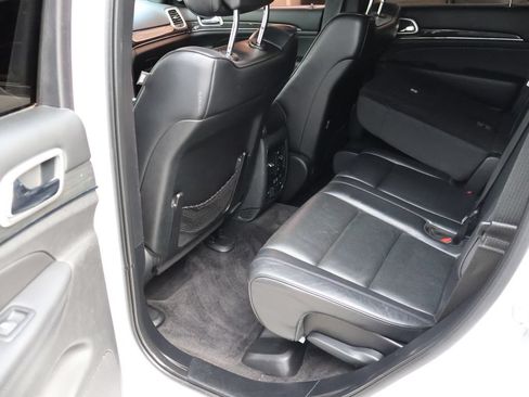 Used 2015 Jeep Grand Cherokee High Altitude AWD/4WD image 14