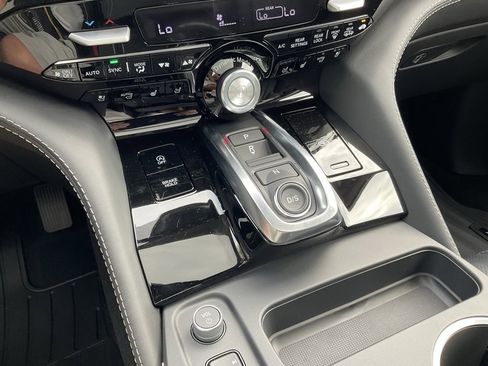 New 2026 Acura MDX w/ Advance Package image 15