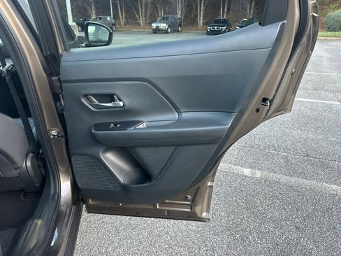 Certified 2025 Nissan Kicks SV image 16