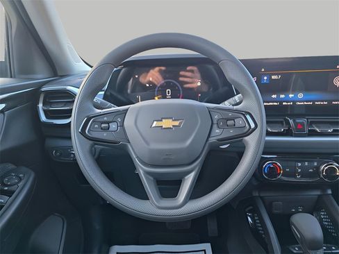 New 2026 Chevrolet TrailBlazer LT image 18