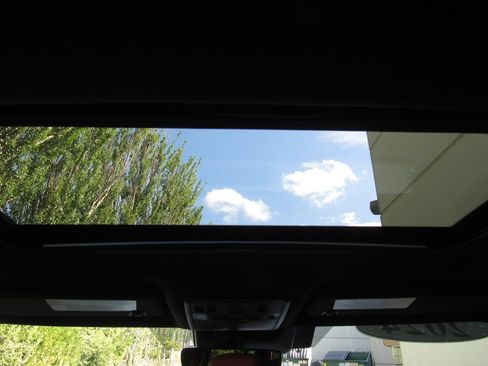 Used 2024 Toyota Sequoia TRD Pro AWD/4WD image 33