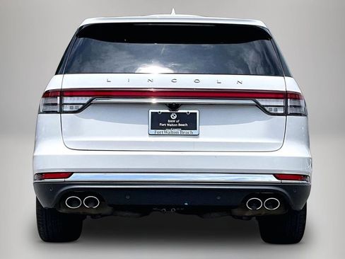 Used 2023 Lincoln Aviator Reserve w/ Equipment Group 201A AWD/4WD image 5