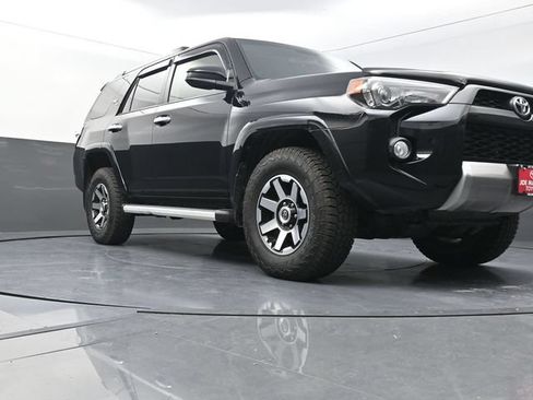 Certified 2018 Toyota 4Runner TRD Off-Road w/ Wilderness Package AWD/4WD image 31