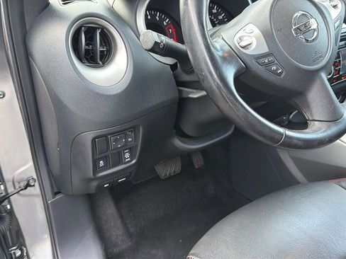 Used 2015 Nissan Juke SL image 27