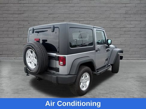 Used 2016 Jeep Wrangler Sport w/ Quick Order Package 24S AWD/4WD image 9