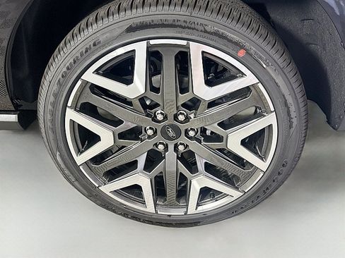 New 2027 Ford Expedition Platinum AWD/4WD image 34