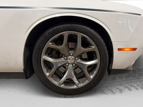 Used 2016 Dodge Challenger SXT Plus RWD image 47