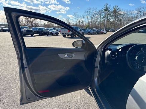 Used 2023 Kia Forte LXS image 22