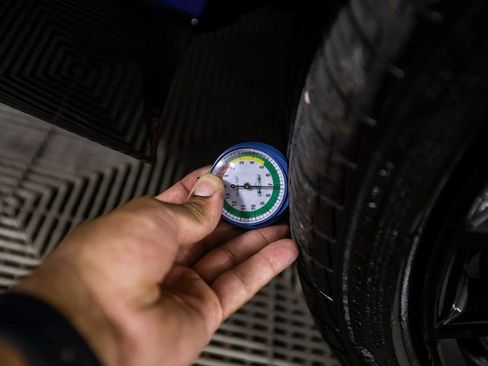 Used 2024 BMW 230i 230i w/ M Sport Package image 37