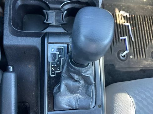 Used 2021 Toyota Tacoma SR AWD/4WD image 25
