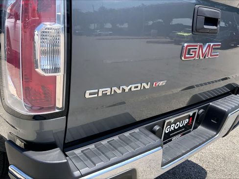 Used 2019 GMC Canyon 2WD Crew Cab w/ Convenience Package image 28