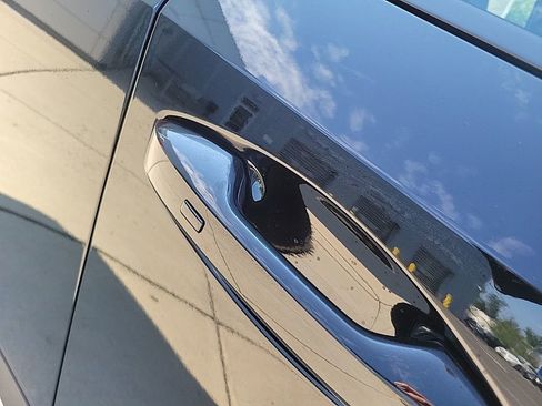 New 2025 Nissan Kicks SR w/ SR Premium Package image 10