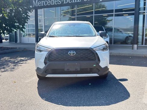Used 2024 Toyota Corolla Cross L AWD/4WD image 4