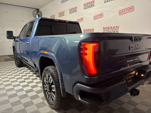 Used 2024 GMC Sierra 2500 Denali Ultimate AWD/4WD image 6