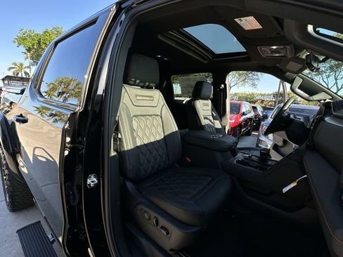 New 2026 GMC Sierra 1500 AT4 w/ AT4 Premium Package AWD/4WD image 34