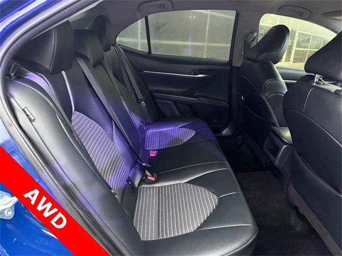 Used 2023 Toyota Camry SE image 12