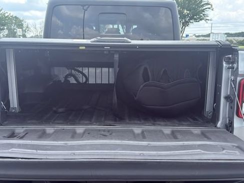 Used 2021 Jeep Gladiator Sport AWD/4WD image 10