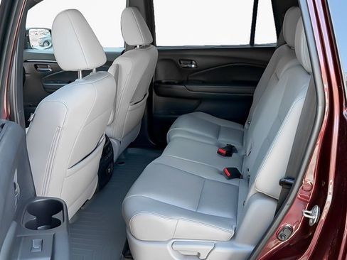 Used 2019 Honda Passport Elite image 13