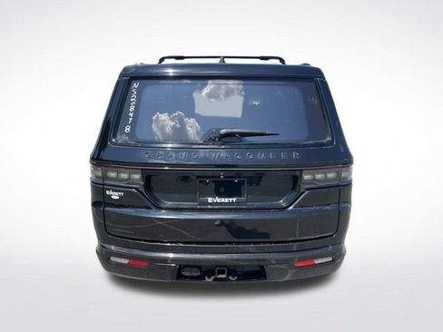 Used 2022 Jeep Grand Wagoneer Series II AWD/4WD image 8