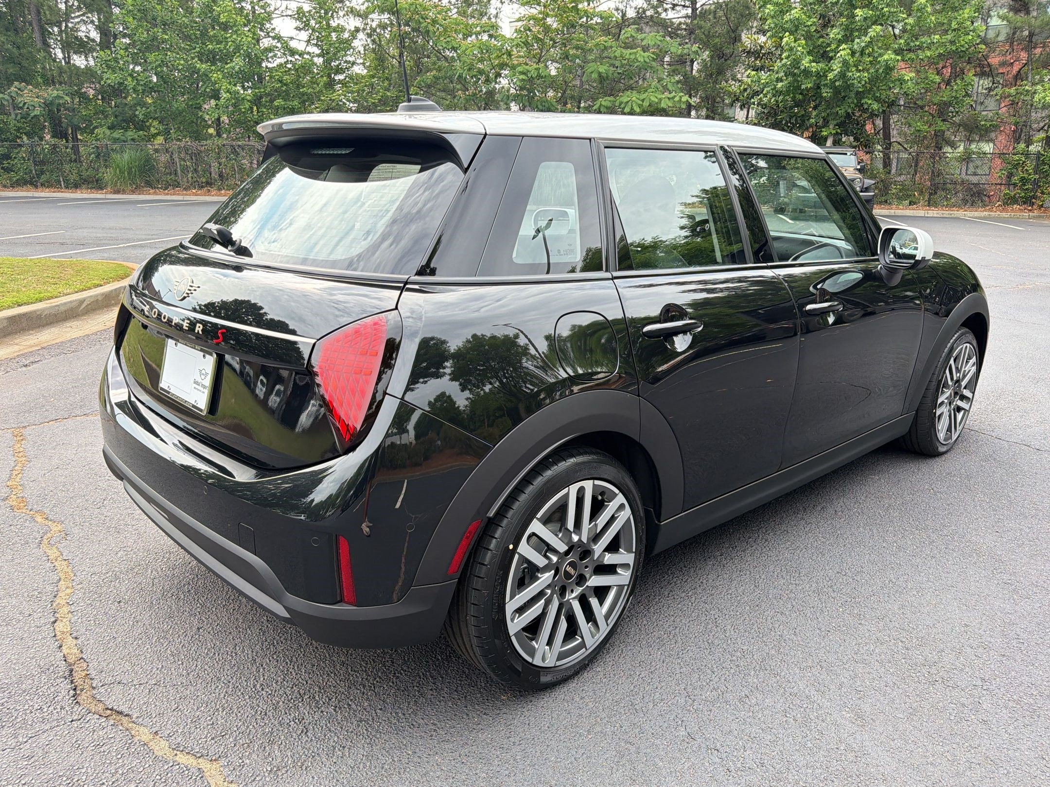 Used 2026 MINI Cooper S FWD image 9
