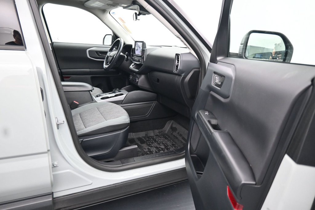 Used 2021 Ford Bronco Sport Big Bend w/ Big Bend Package AWD/4WD image 12