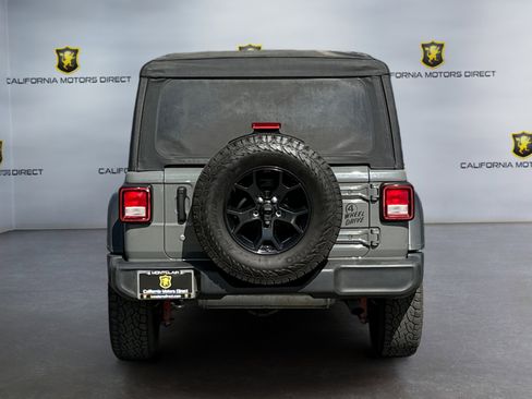 Used 2020 Jeep Wrangler Unlimited Sport image 4