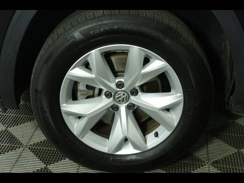 Used 2018 Volkswagen Atlas SE AWD/4WD image 9