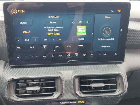 Used 2024 Ford Mustang Coupe image 16