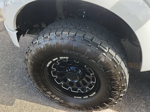Used 2013 Ford F150 Raptor w/ Luxury Equipment Group AWD/4WD image 18