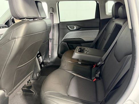 Used 2022 Jeep Compass Latitude image 25