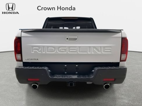 New 2026 Honda Ridgeline Black Edition image 4