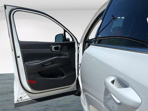 New 2026 Kia Sorento LX FWD image 20