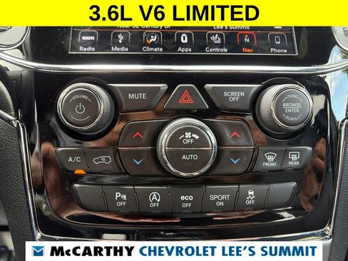 Used 2019 Jeep Grand Cherokee Limited AWD/4WD image 8