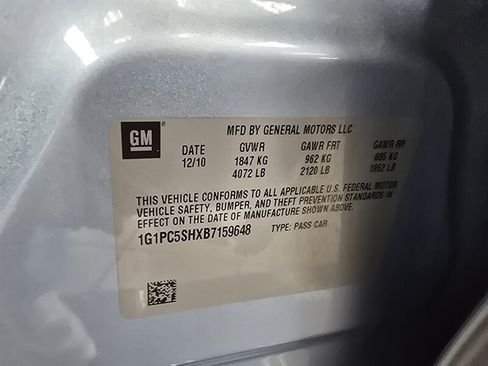 Used 2011 Chevrolet Cruze LS image 29