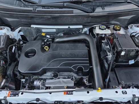 Certified 2023 GMC Terrain SLT image 24