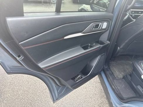 Used 2025 Ford Explorer ST w/ Sun And Sound Package AWD/4WD image 36