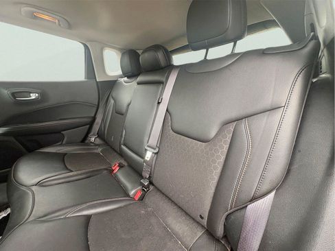 Used 2021 Jeep Compass Latitude FWD image 11